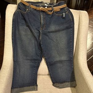 St.John’s Bay capri-length denim jeans